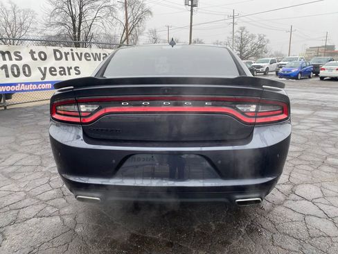 Used 2018 Dodge Charger GT w/ Blacktop Package image 3