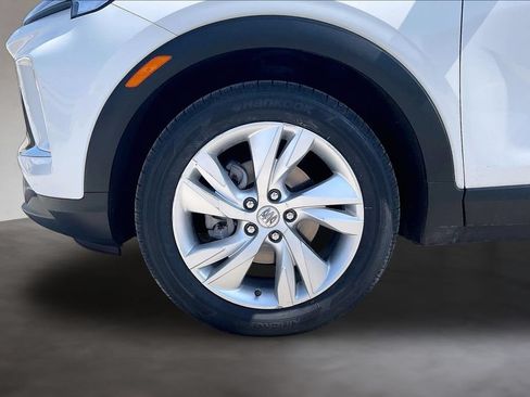Used 2025 Buick Encore GX Preferred FWD image 30