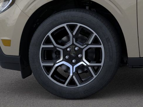 New 2025 Ford Maverick Lariat image 20