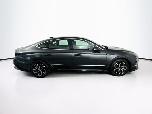 Used 2025 Hyundai Sonata SEL FWD image 10