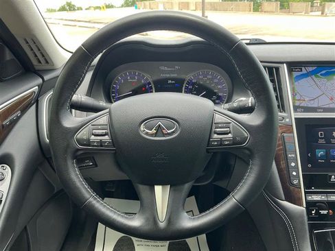 Used 2015 INFINITI Q50 Premium w/ Deluxe Touring Package RWD image 40