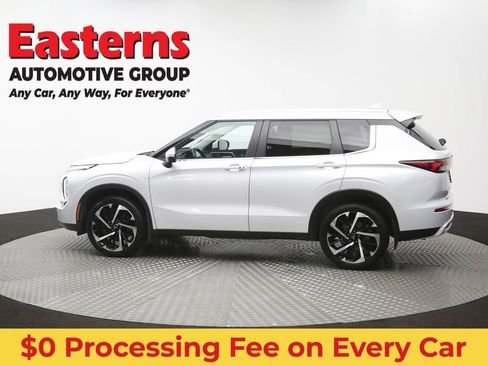 Used 2024 Mitsubishi Outlander SE AWD/4WD image 60