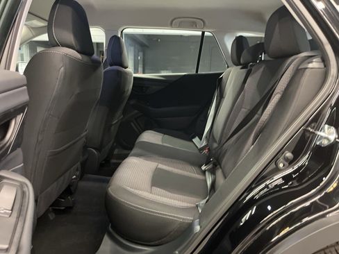 Used 2025 Subaru Outback w/ Popular Package #1A image 30