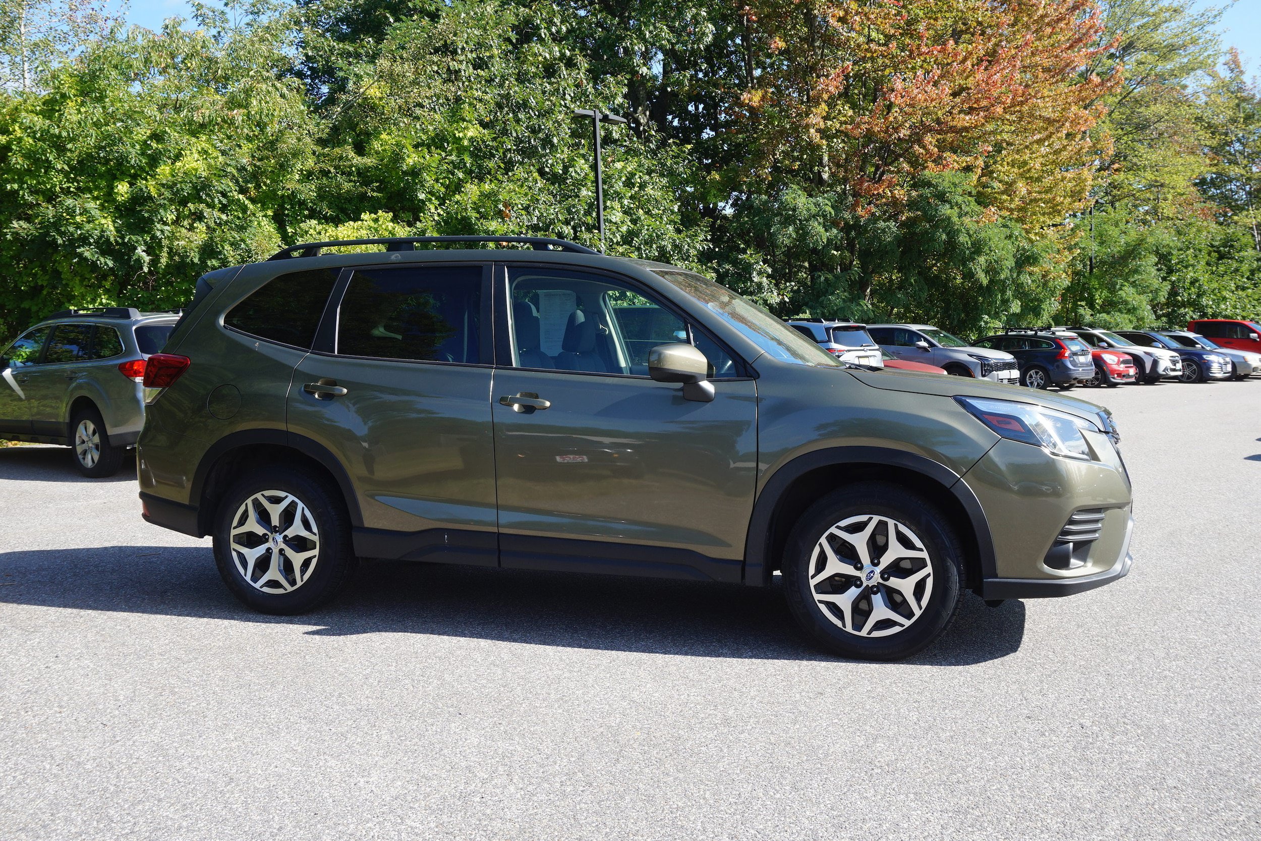 Used 2023 Subaru Forester Premium AWD/4WD image 4
