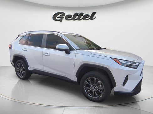 Certified 2023 Toyota RAV4 XLE Premium AWD/4WD image 3