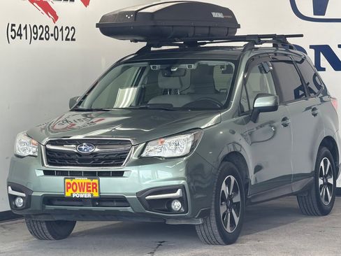 Used 2017 Subaru Forester 2.5i Premium image 7