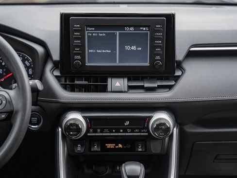 Used 2019 Toyota RAV4 XLE w/ Convenience Package image 21