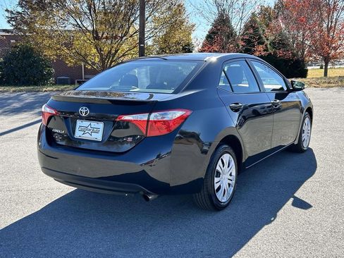 Used 2015 Toyota Corolla S image 3