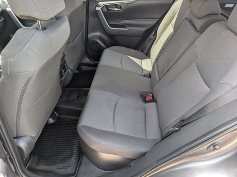 Certified 2025 Toyota RAV4 XLE AWD/4WD image 28