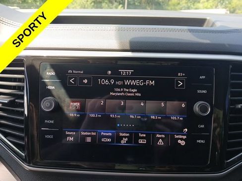 Used 2022 Volkswagen Atlas Cross Sport SE AWD/4WD image 19