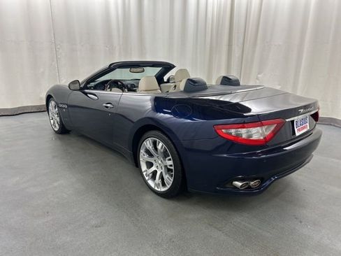 Used 2012 Maserati GranTurismo Convertible image 11