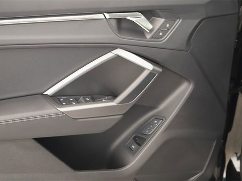 New 2025 Audi Q3 2.0T Premium image 23