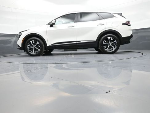 Certified 2023 Kia Sportage EX AWD/4WD image 33