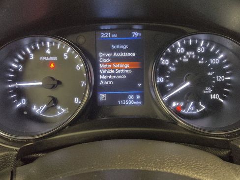 Used 2020 Nissan Rogue S FWD image 23