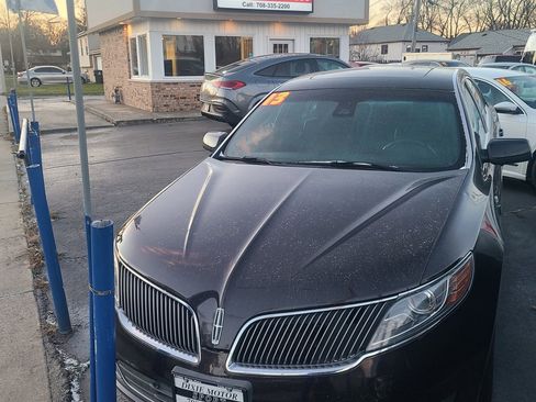 Used 2013 Lincoln MKS AWD image 1