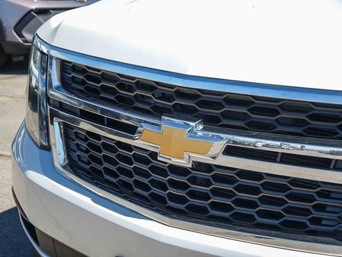 Used 2018 Chevrolet Suburban LT w/ Max Trailering Package AWD/4WD image 9