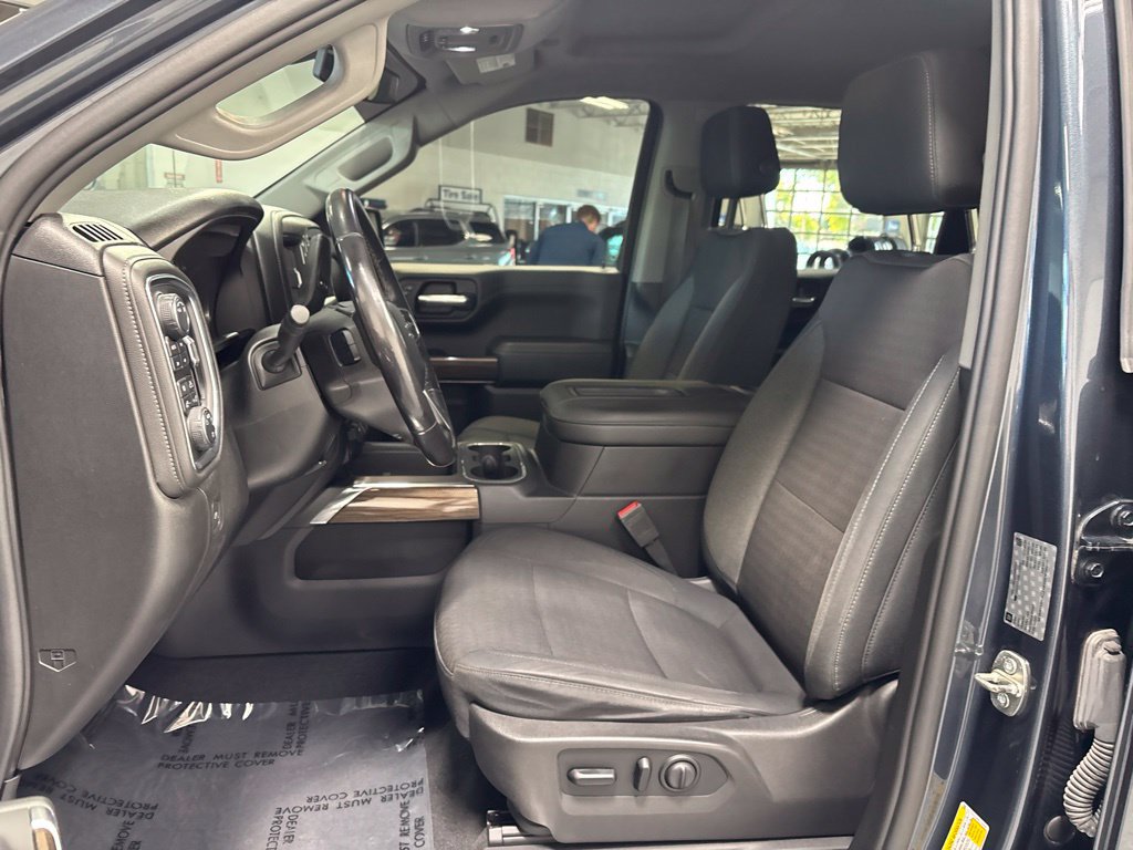 Used 2019 Chevrolet Silverado 1500 RST AWD/4WD image 9
