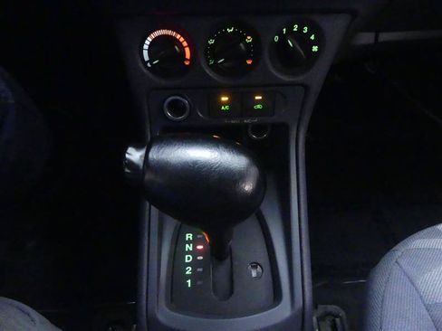 Used 2013 Ford Transit Connect XL FWD image 16