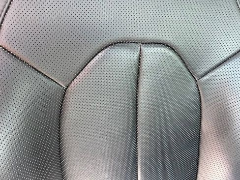 Used 2018 Chrysler Pacifica Limited FWD image 39