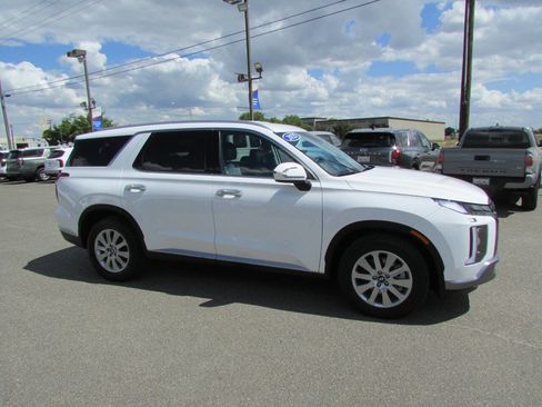 Used 2025 Hyundai Palisade SEL FWD image 5