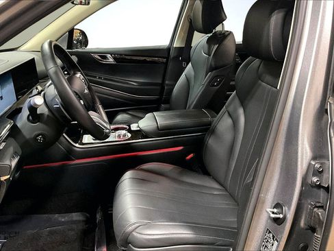 Used 2025 Genesis GV80 2.5T Standard AWD/4WD image 26