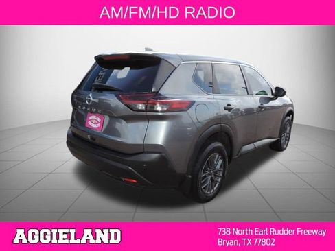 Used 2021 Nissan Rogue S FWD image 4