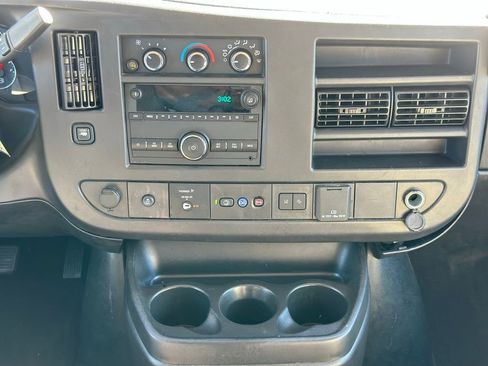 Used 2024 Chevrolet Express 3500 LT w/ LT Preferred Equipment Group image 6