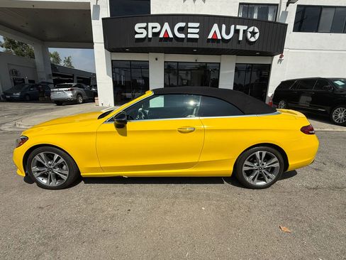 Used 2020 Mercedes-Benz C 300 Cabriolet image 2