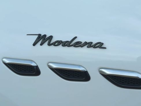 Used 2023 Maserati Grecale Modena AWD/4WD image 7