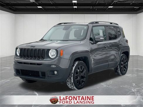 Used 2016 Jeep Renegade Latitude image 1