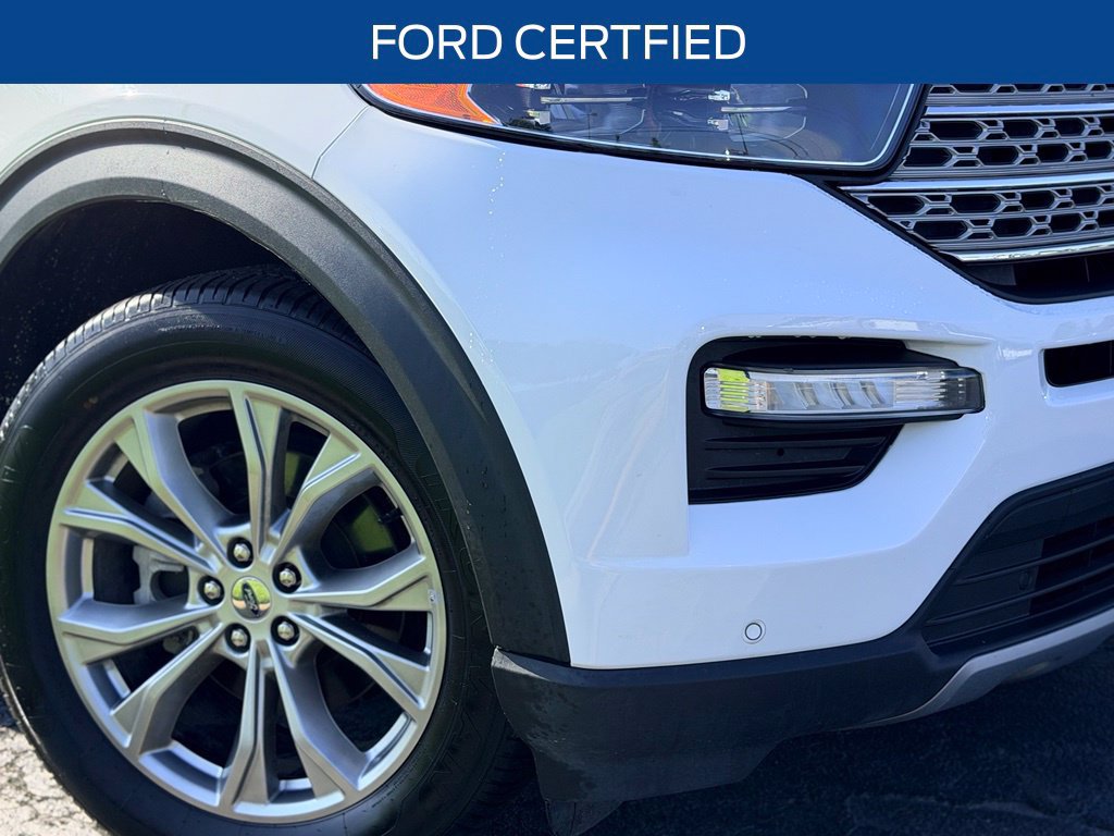 Certified 2023 Ford Explorer Limited AWD/4WD image 3