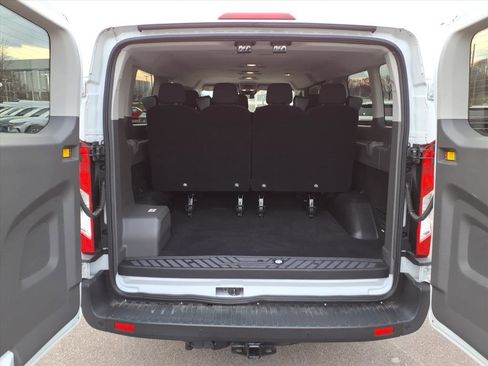 Used 2021 Ford Transit 350 XLT image 9