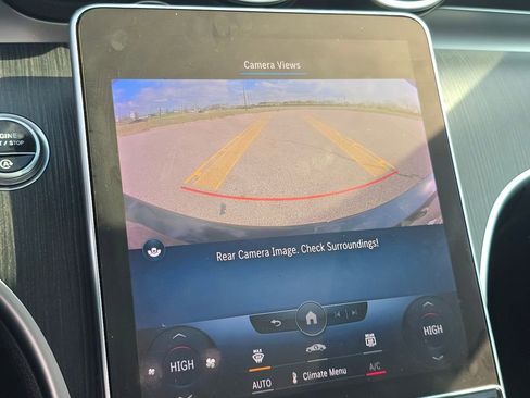 Used 2022 Mercedes-Benz C 300 4MATIC Sedan image 31