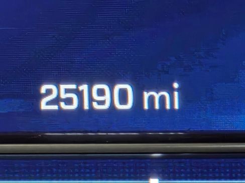 Used 2023 Chevrolet Silverado 1500 LT Trail Boss w/ LT Trail Boss Premium Package AWD/4WD image 21