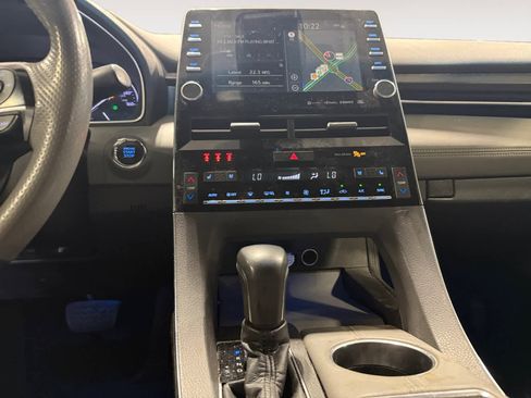 Used 2019 Toyota Avalon Limited w/ Advanced Safety Package FWD image 12