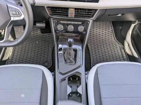 Certified 2025 Volkswagen Taos S FWD image 19