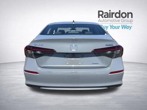 Used 2025 Honda Civic Sport image 6