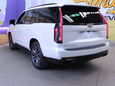 Used 2021 Cadillac Escalade Sport image 6