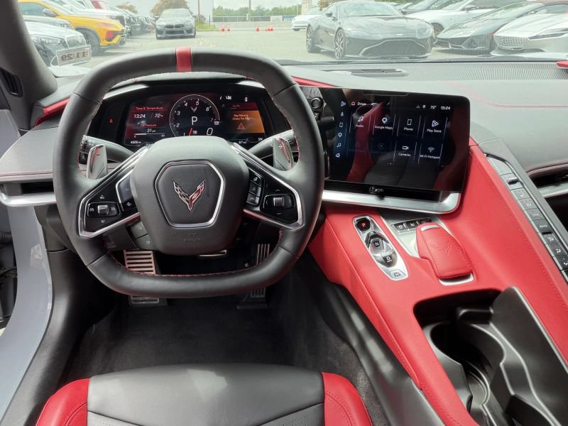Used 2024 Chevrolet Corvette Stingray Preferred Conv w/ Z51 Performance Package RWD image 18