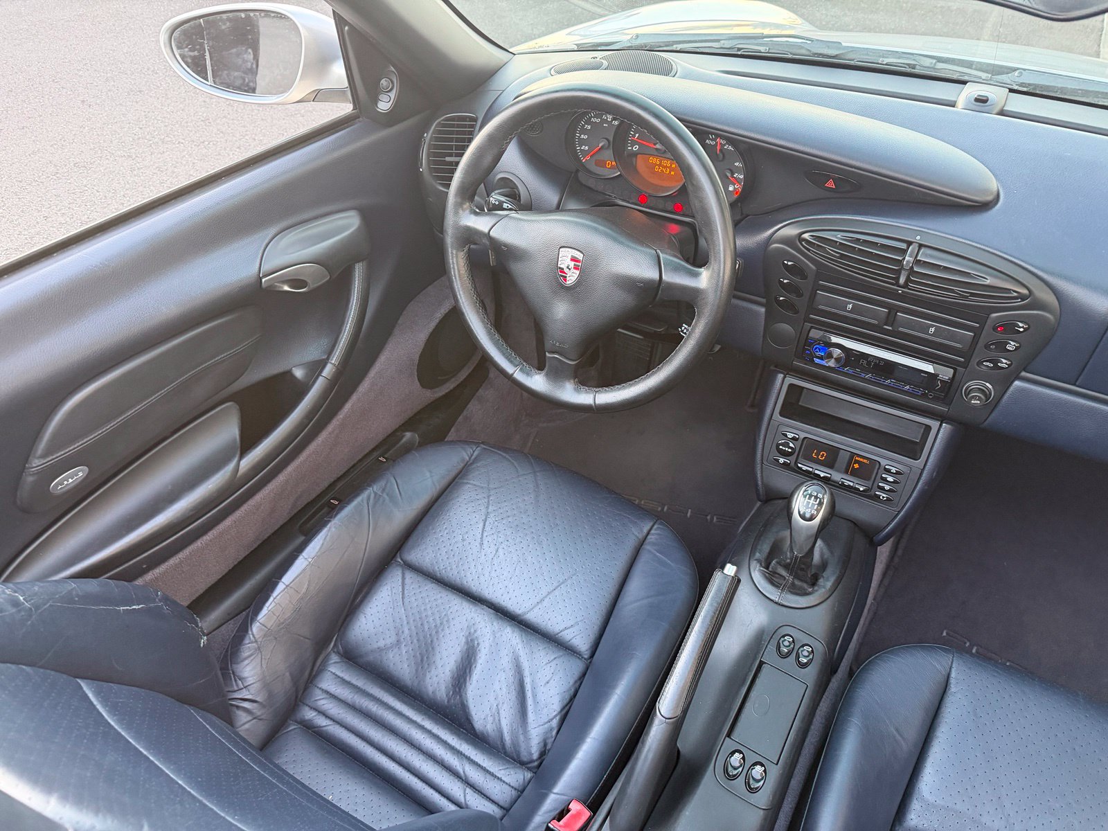Used 2001 Porsche Boxster RWD image 8