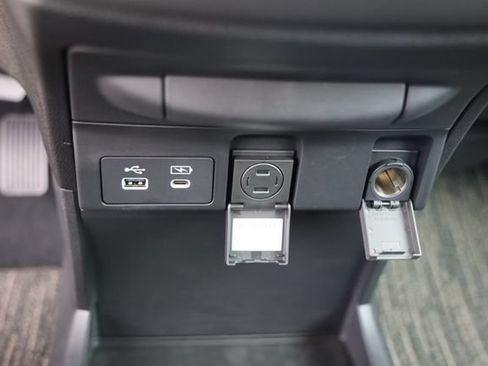 New 2026 Honda Odyssey Touring image 26