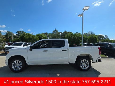 Used 2022 Chevrolet Silverado 1500 Custom AWD/4WD image 7