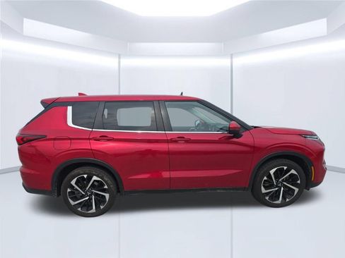 Used 2022 Mitsubishi Outlander ES AWD/4WD image 38