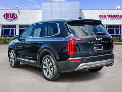 Certified 2022 Kia Telluride EX w/ EX Premium Package FWD image 6