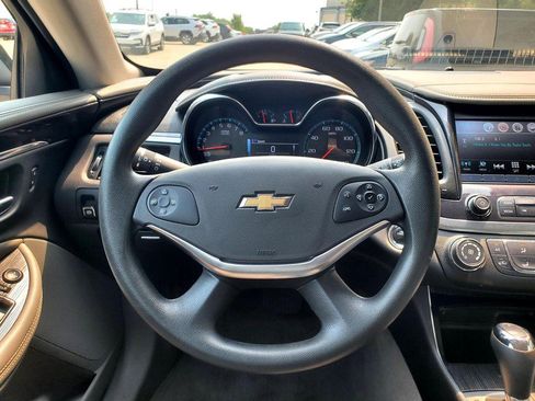 Used 2019 Chevrolet Impala LS FWD image 10