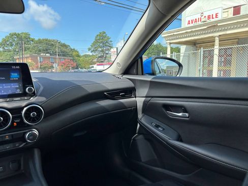 Used 2025 Nissan Sentra SV FWD image 33