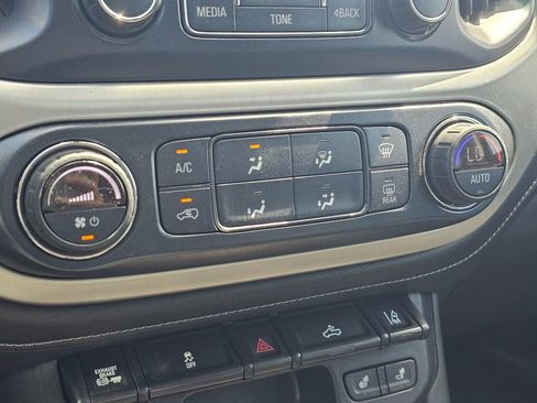 Certified 2017 GMC Canyon SLT w/ Driver Alert Package AWD/4WD image 30