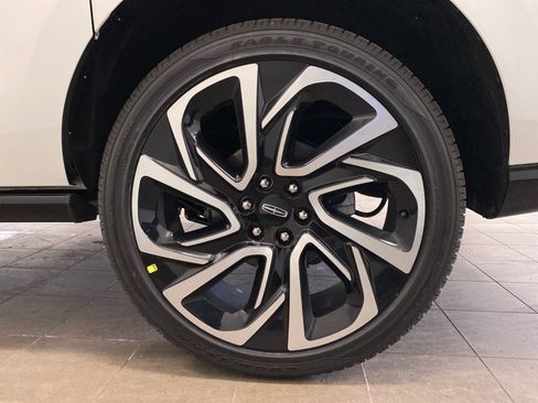 New 2026 Lincoln Navigator L Reserve image 27