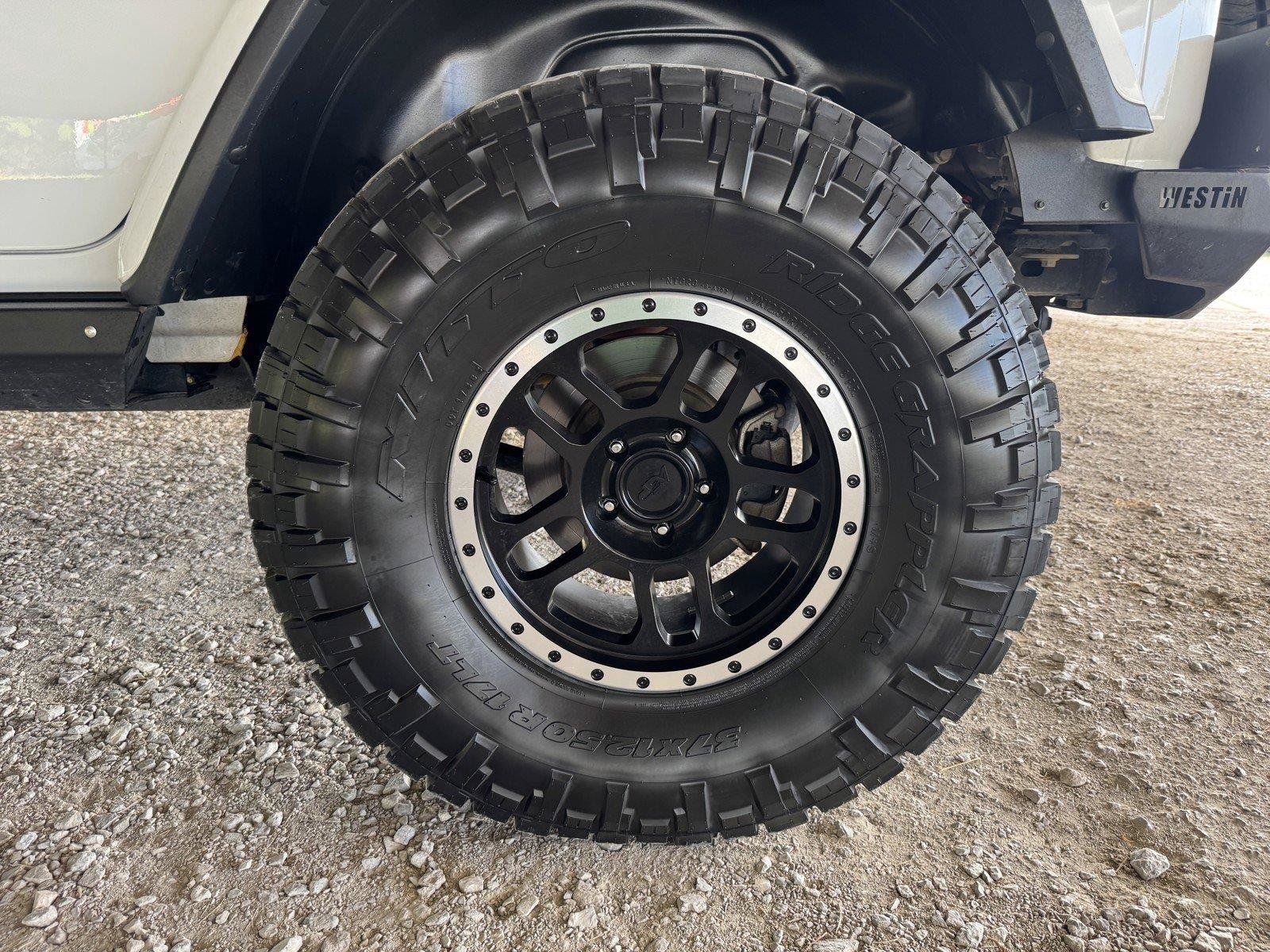 Used 2021 Jeep Wrangler Unlimited Rubicon AWD/4WD image 47