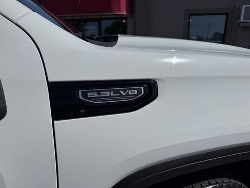 Used 2023 GMC Sierra 1500 Elevation image 23